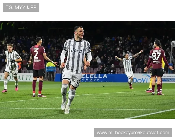 进球回顾:科斯蒂奇禁区外冷射直挂死角,尤文客场先声夺人