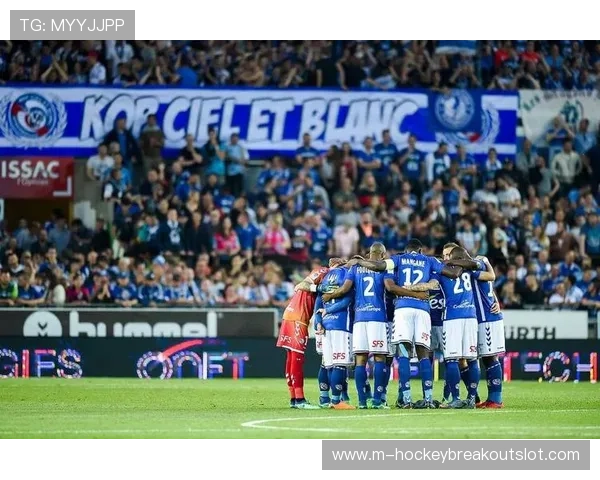 里斯本3-0阿马多拉,葡超主场五连胜零封