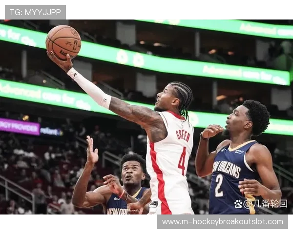 鹈鹕客场挑战黄蜂，篮板争夺成比赛关键转折点